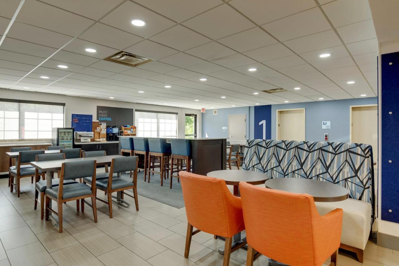 Holiday Inn Express I-95 Capitol Beltway - Largo By Ihg Exterior foto